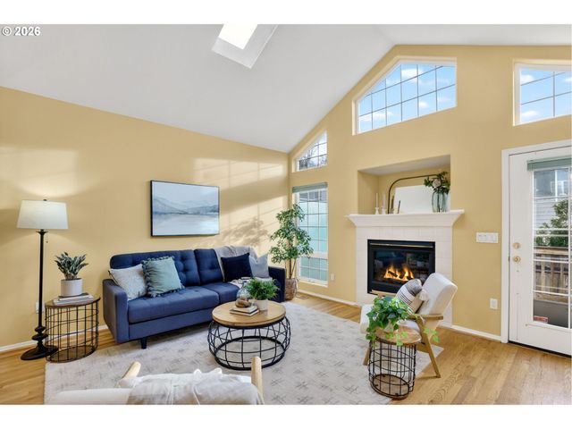 4714 Sw 2ND Ct, Portland, OR 97239