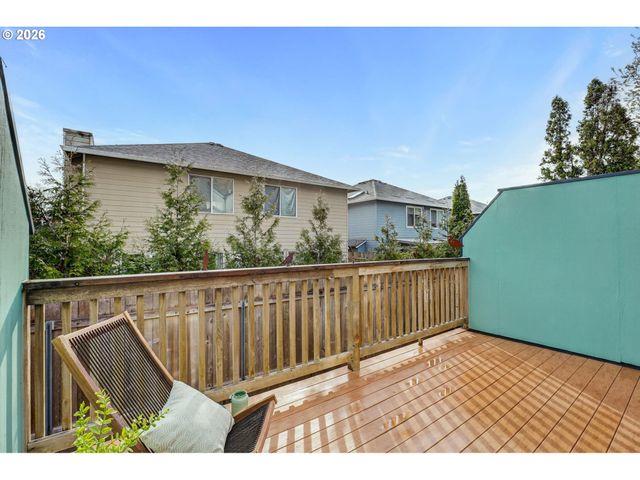 4714 Sw 2ND Ct, Portland, OR 97239