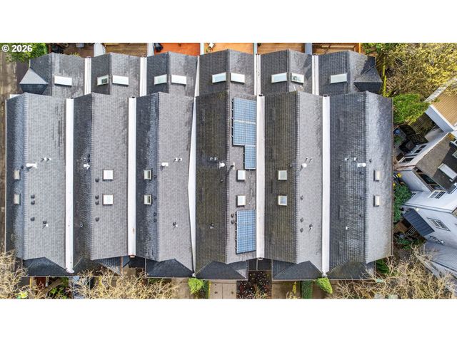 4714 Sw 2ND Ct, Portland, OR 97239