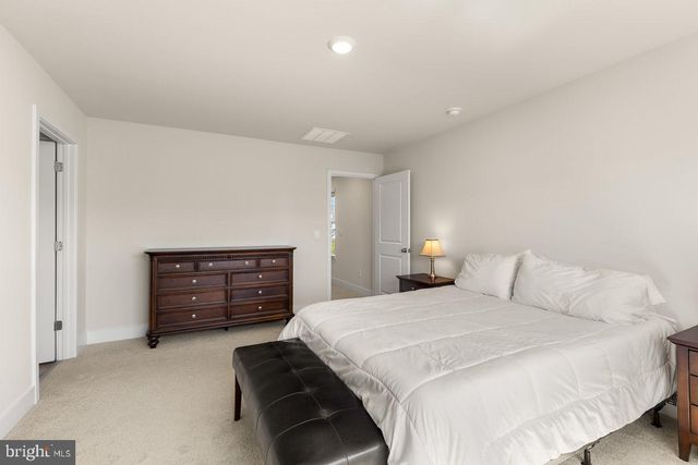 111 HAIDA LN, Winchester, VA 22602