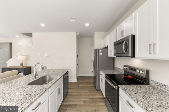 111 HAIDA LN, Winchester, VA 22602