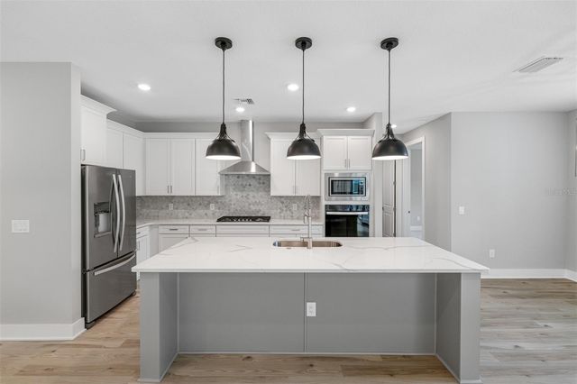 5934 SUMMIT VIEW DRIVE, Brooksville, FL 34601