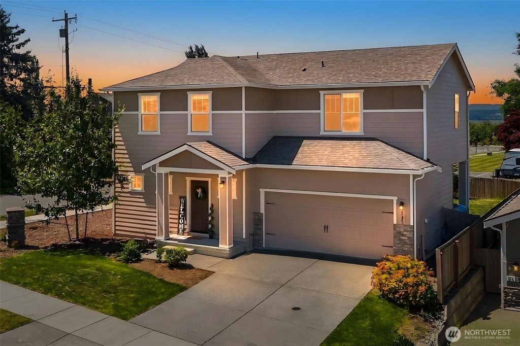 28402 78th Avenue NW, Stanwood, WA 98292