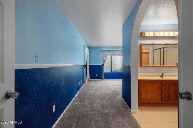 5403 E GREENWAY Street, Mesa, AZ 85205