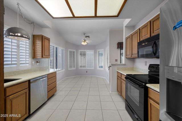 5403 E GREENWAY Street, Mesa, AZ 85205