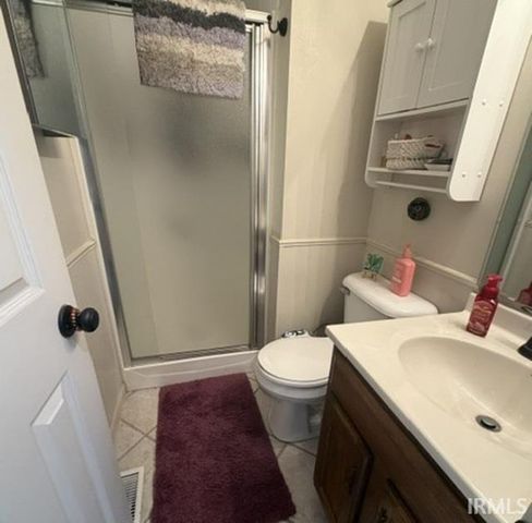 1941 E Waters Edge Dr Unit 6, Bloomington, IN 47401
