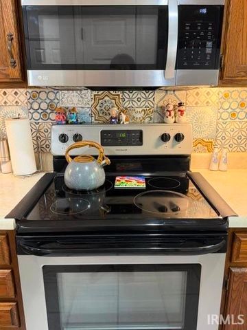 1941 E Waters Edge Dr Unit 6, Bloomington, IN 47401