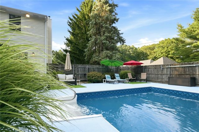 151 Rome Drive, Cranston, RI 02921