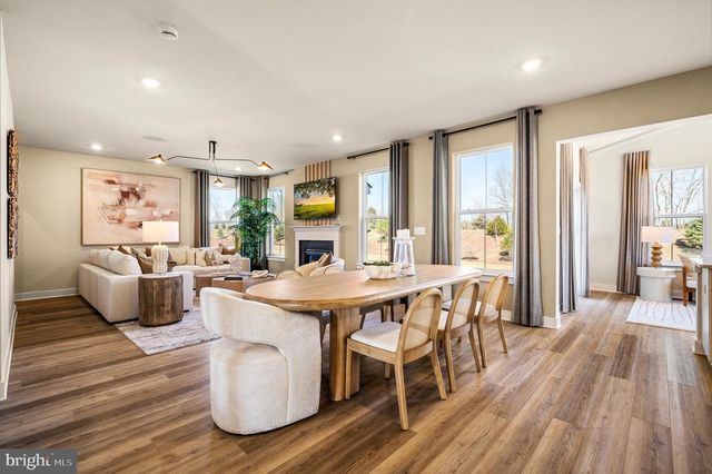 23 STEINER WAY, Perkiomenville, PA 18074