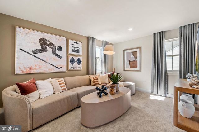 23 STEINER WAY, Perkiomenville, PA 18074