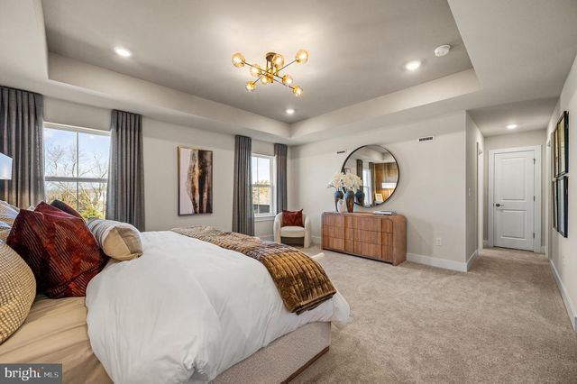 23 STEINER WAY, Perkiomenville, PA 18074