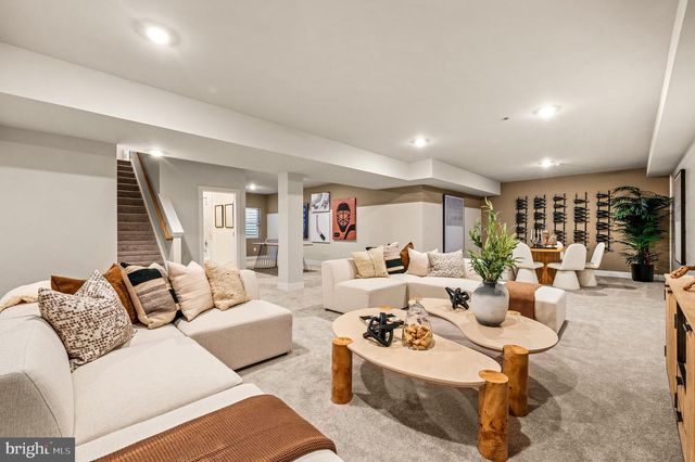 23 STEINER WAY, Perkiomenville, PA 18074