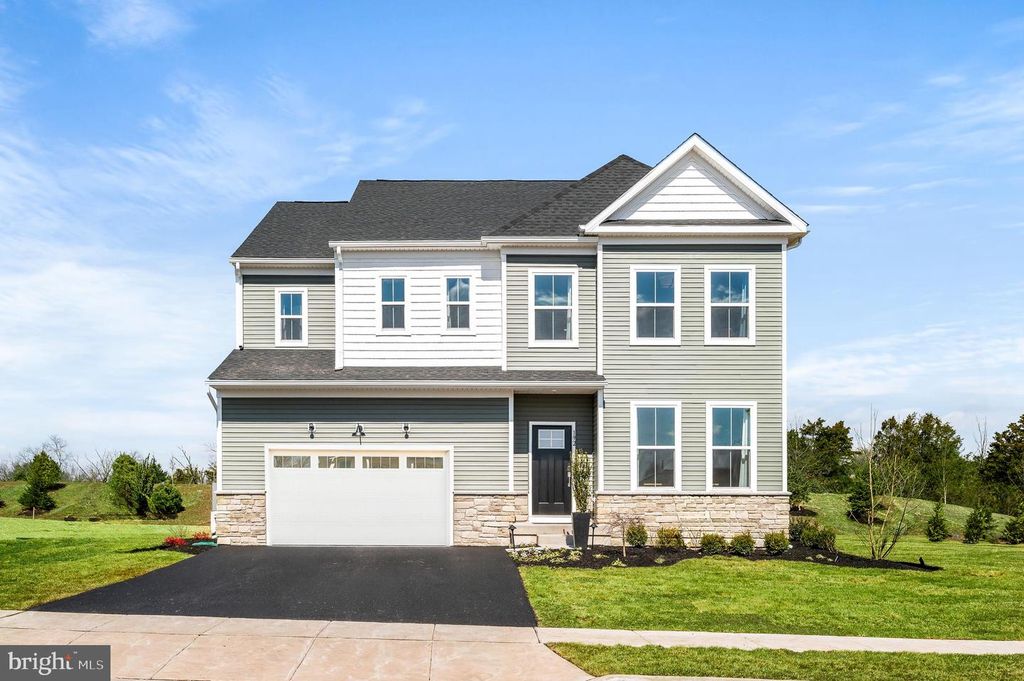 23 STEINER WAY, Perkiomenville, PA 18074