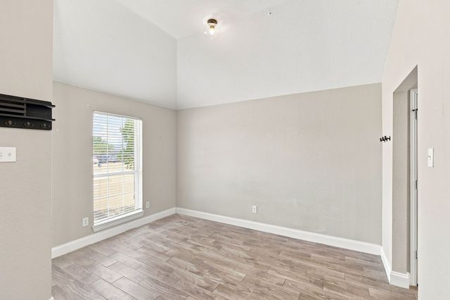 760 S Ridge Drive, Midlothian, TX 76065