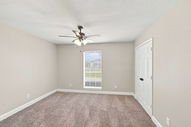 760 S Ridge Drive, Midlothian, TX 76065