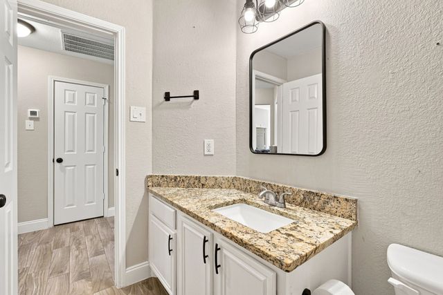 760 S Ridge Drive, Midlothian, TX 76065