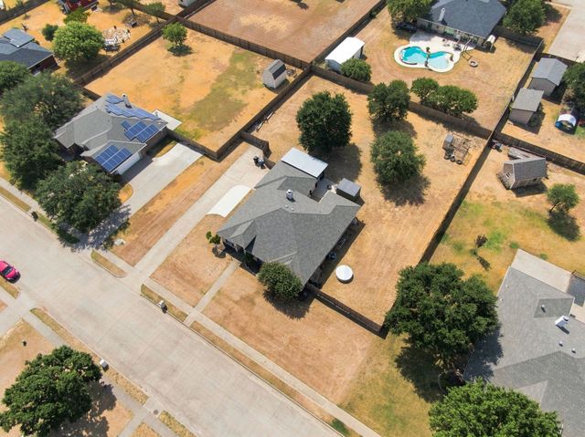 760 S Ridge Drive, Midlothian, TX 76065