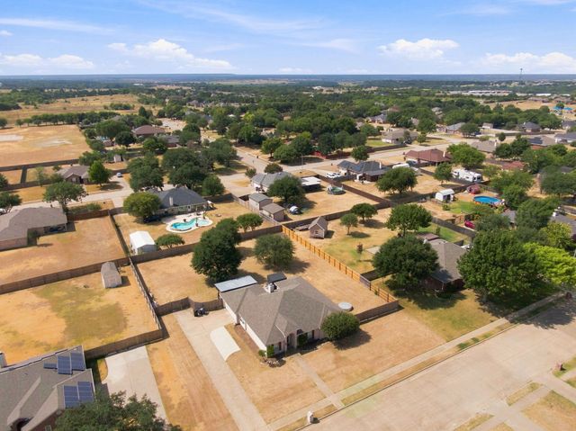 760 S Ridge Drive, Midlothian, TX 76065
