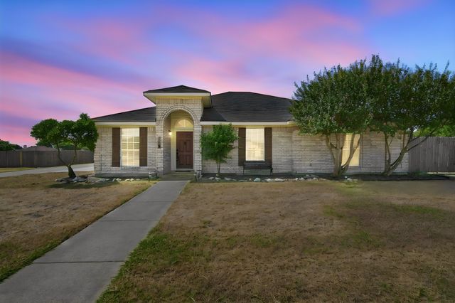 760 S Ridge Drive, Midlothian, TX 76065