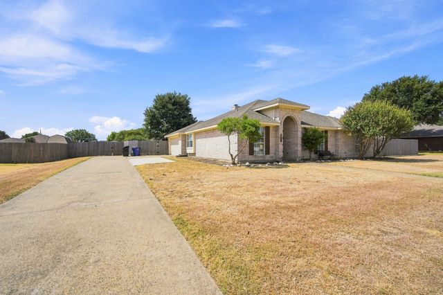 760 S Ridge Drive, Midlothian, TX 76065