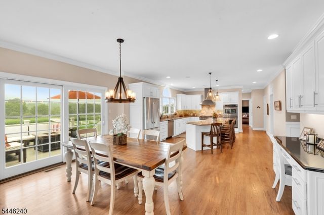4 ELAINE CT., Washington Twp., NJ 07830