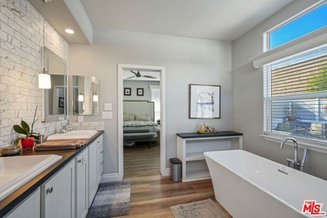 30473 Mulholland Highway 206, Agoura Hills, CA 91301