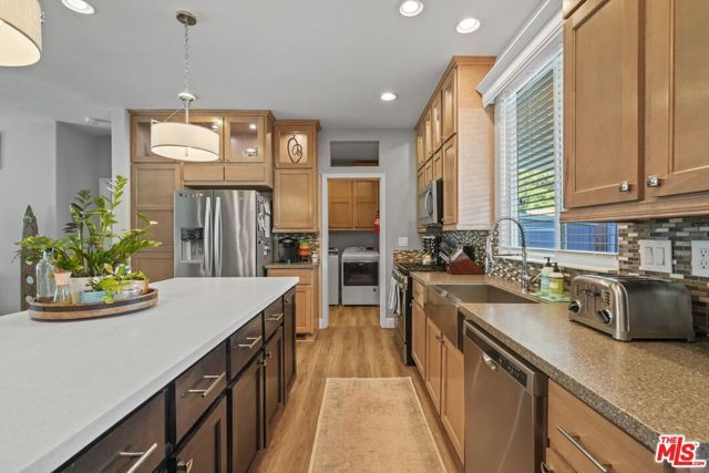30473 Mulholland Highway 206, Agoura Hills, CA 91301
