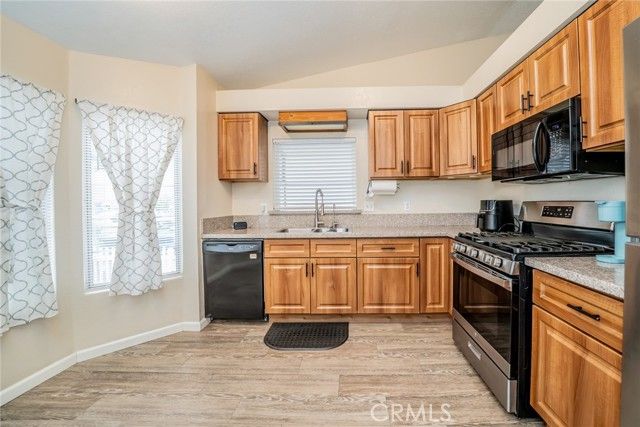 11876 Banana, Fontana, CA 92337