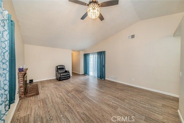 11876 Banana, Fontana, CA 92337