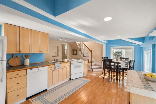 34 Paomet Rd, Weymouth, MA 02191