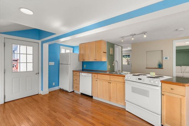 34 Paomet Rd, Weymouth, MA 02191
