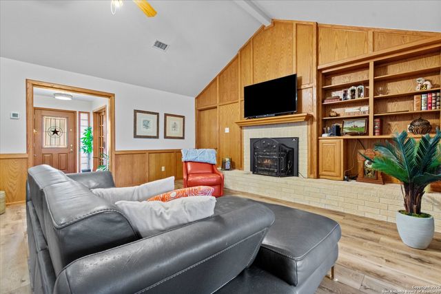 407 Windsor Ln, New Braunfels, TX 78132