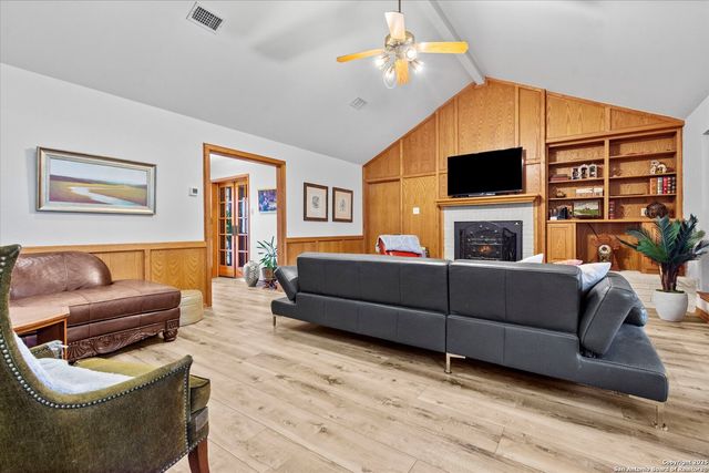 407 Windsor Ln, New Braunfels, TX 78132