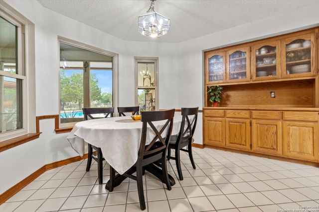 407 Windsor Ln, New Braunfels, TX 78132