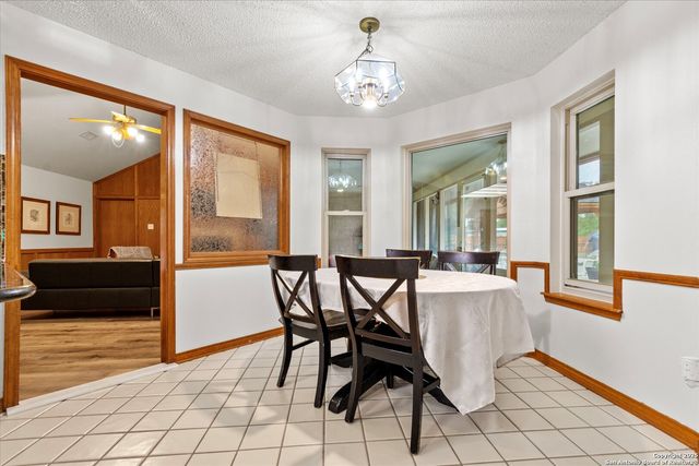 407 Windsor Ln, New Braunfels, TX 78132