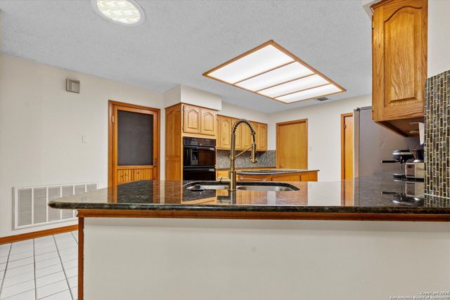 407 Windsor Ln, New Braunfels, TX 78132