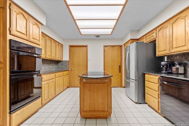 407 Windsor Ln, New Braunfels, TX 78132