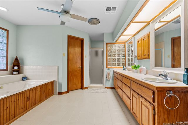 407 Windsor Ln, New Braunfels, TX 78132