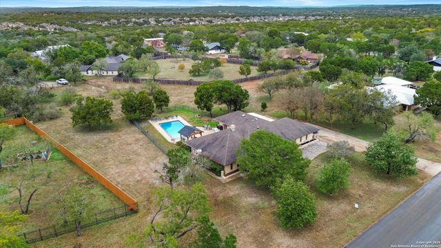 407 Windsor Ln, New Braunfels, TX 78132