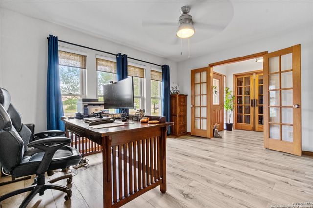 407 Windsor Ln, New Braunfels, TX 78132