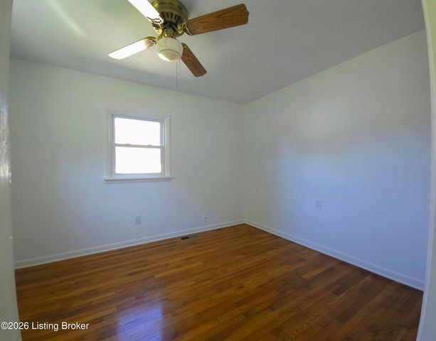 6645 Sylvania Rd, Louisville, KY 40258