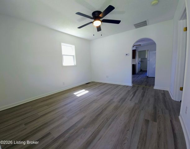 6645 Sylvania Rd, Louisville, KY 40258