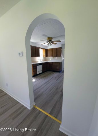 6645 Sylvania Rd, Louisville, KY 40258