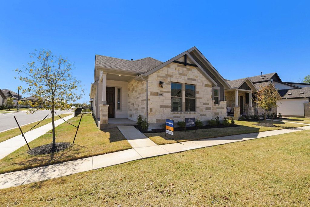 338 Orleanian DR, Buda, TX 78610