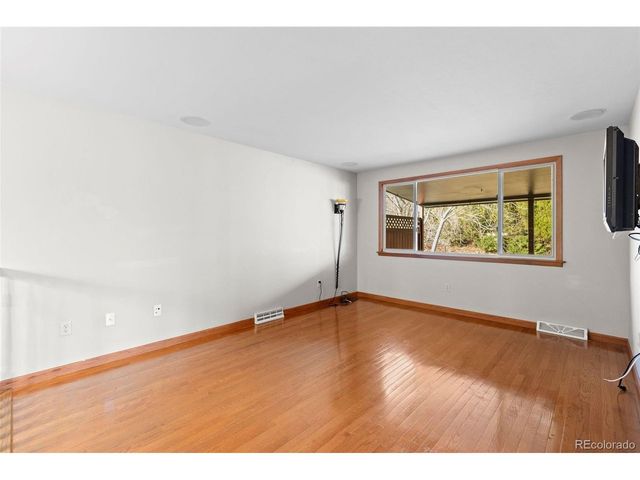 7261 S Colorado Ct, Centennial, CO 80122