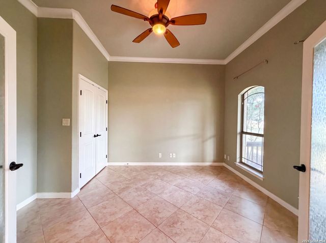 197 VINTAGE RANCH CIR, La Vernia, TX 78121