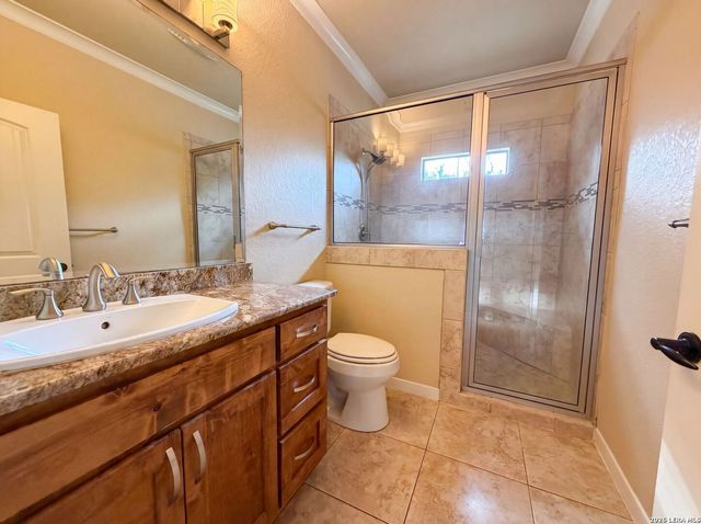 197 VINTAGE RANCH CIR, La Vernia, TX 78121