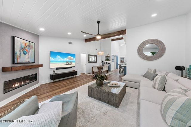30 SEA WINDS Lane N, Ponte Vedra Beach, FL 32082