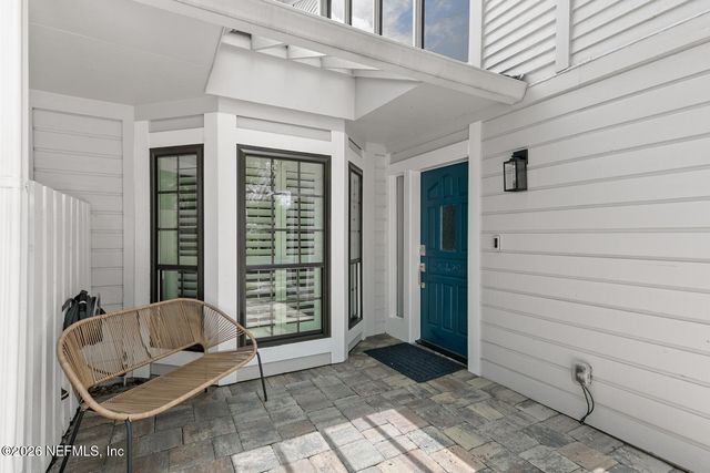 30 SEA WINDS Lane N, Ponte Vedra Beach, FL 32082
