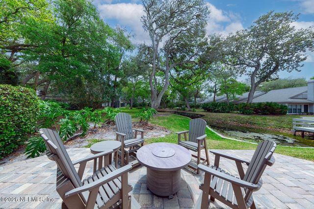 30 SEA WINDS Lane N, Ponte Vedra Beach, FL 32082